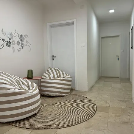 Salvia Guest house 4*