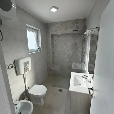 Guest house Salvia Ploce (Dubrovnik-Neretva)